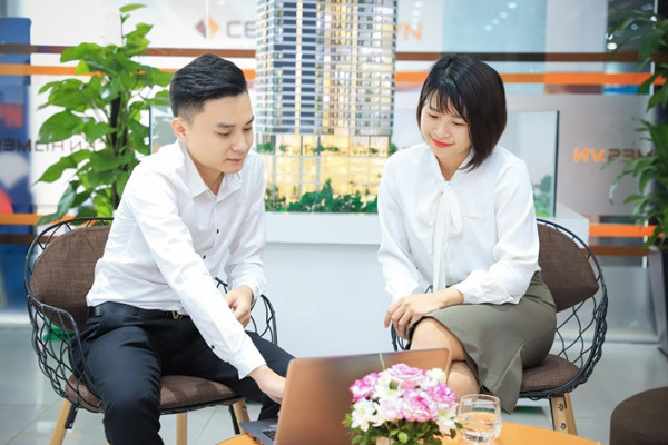 Môi giới bất động sản