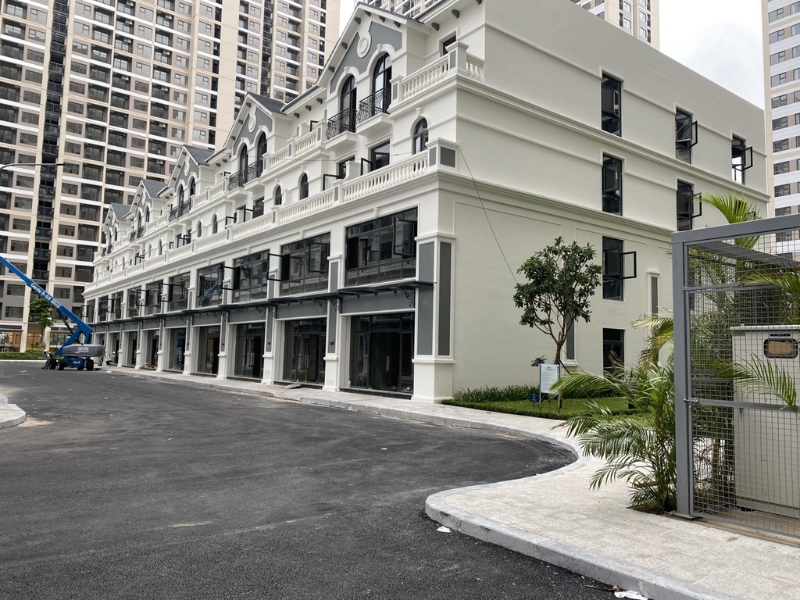 Shophouse có thể được thiết kế thành một không gian làm việc hiện đại, thoải mái và đầy đủ tiện nghi